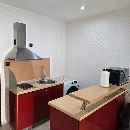 Apartment 3 Bedroom In Sunny Miramar Palaz *