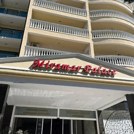 Apartment 3 Bedroom In Sunny Miramar Palaz